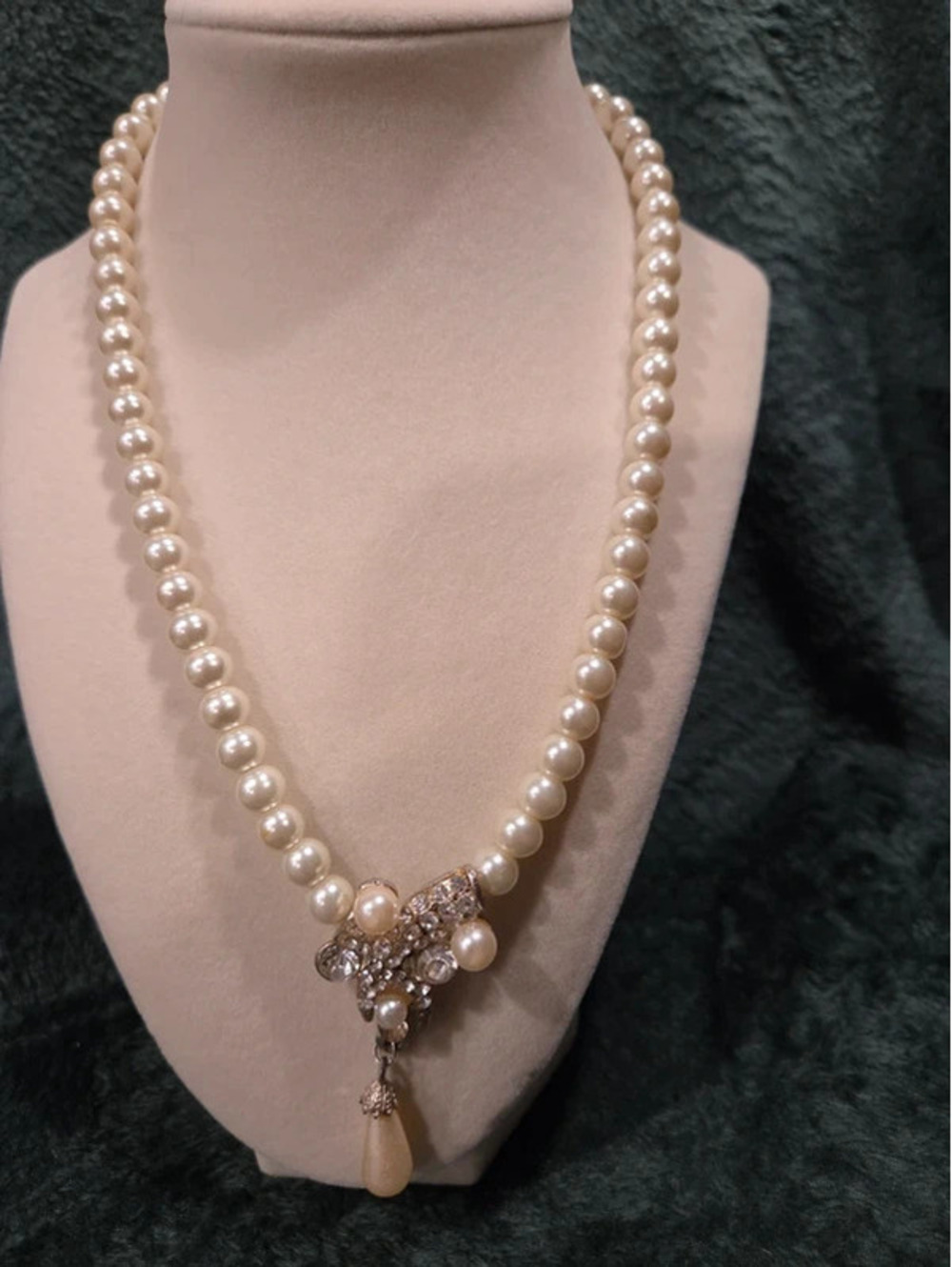 Cream Faux Pearl Necklace with Silver Rhinestone Cluster Pendant
